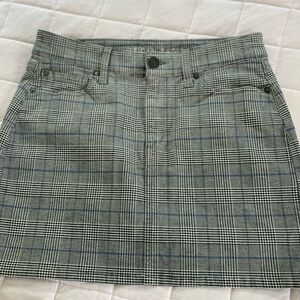 NEW American Eagle Super Stretch High Rise Mini Skirt 
Black White Plaid Size 4